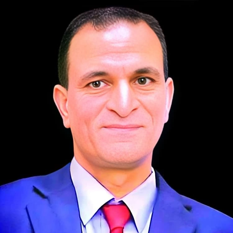 الأستاذ عزب زايد